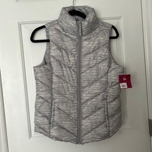 Grey winter vest. Size small.